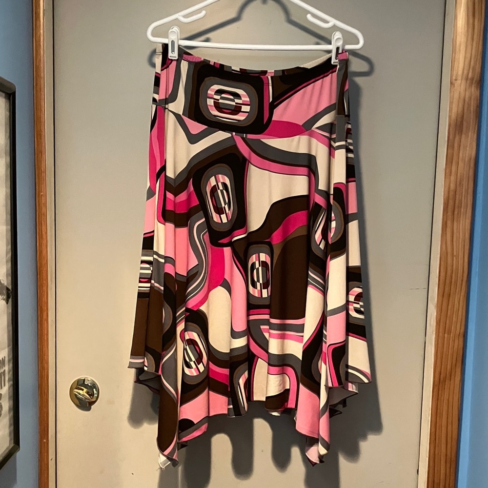 Chic Asymmetrical Skirt in Pink and Brown